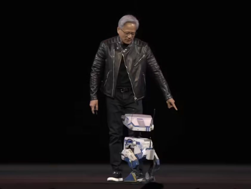 富士康将派人形机器人进厂打工，在美国专为英伟达生产 AI 服务器 - 兰州联臻能源网