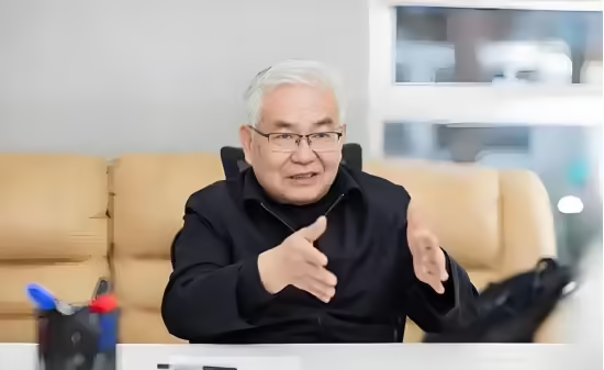 对话中国工程院院士郑纬民：DeepSeek，究竟厉害在哪里 - 兰州联臻能源网